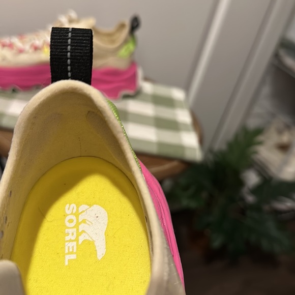 Sorel, Women’s Kinetic Breakthru Tech Sneaker, size 9.5 - Picture 6 of 13